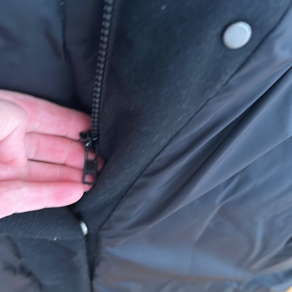 Eileen Fisher puffer vest - Picture 5 of 7